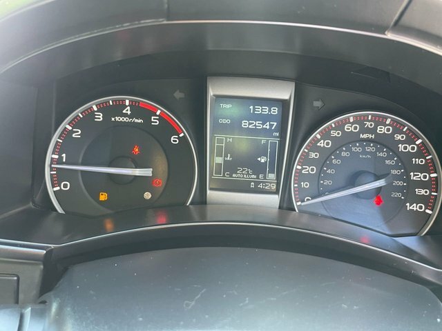 Isuzu D-Max White #9