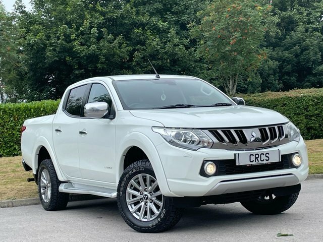 Mitsubishi L200  White #26