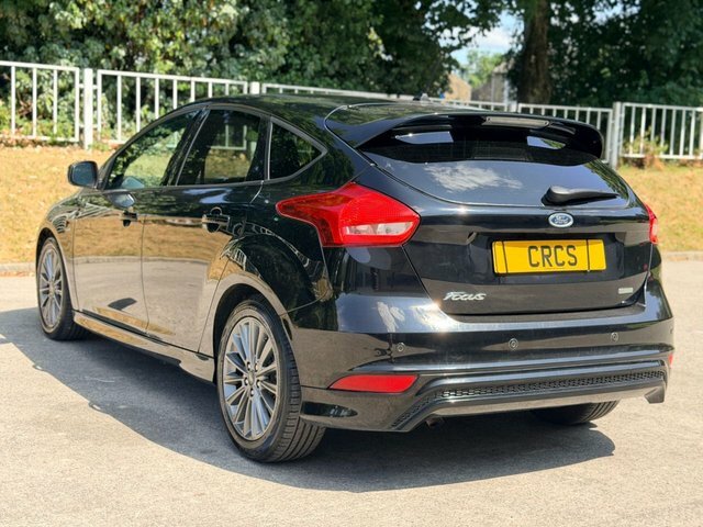 Ford Focus 1.0T Ecoboost St-line Hatchback Black #6
