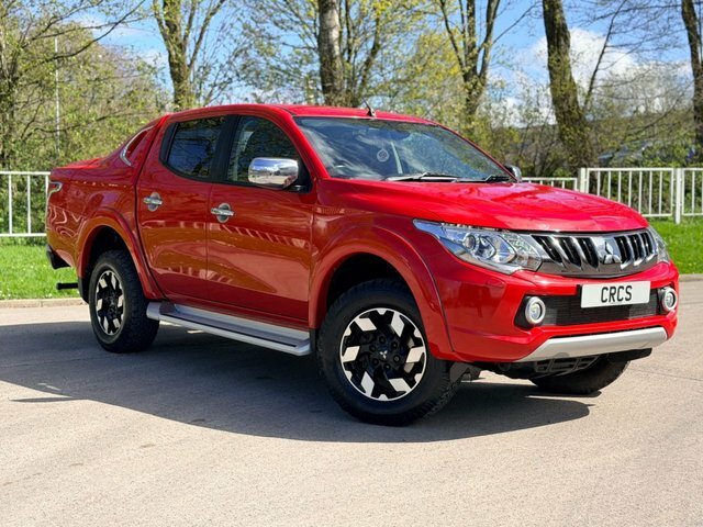 Mitsubishi L200 2.4 Di-d Dc Barbarian Pickup Double Cab Red