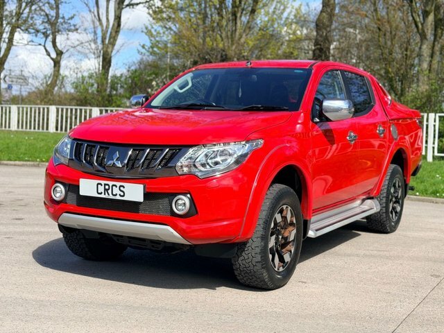 Mitsubishi L200 2.4 Di-d Dc Barbarian Pickup Double Cab Red #5