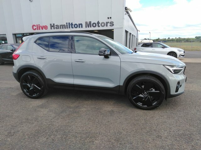 Volvo XC40 2.0 B4 Mhev Plus Pro Black Edition Suv Black