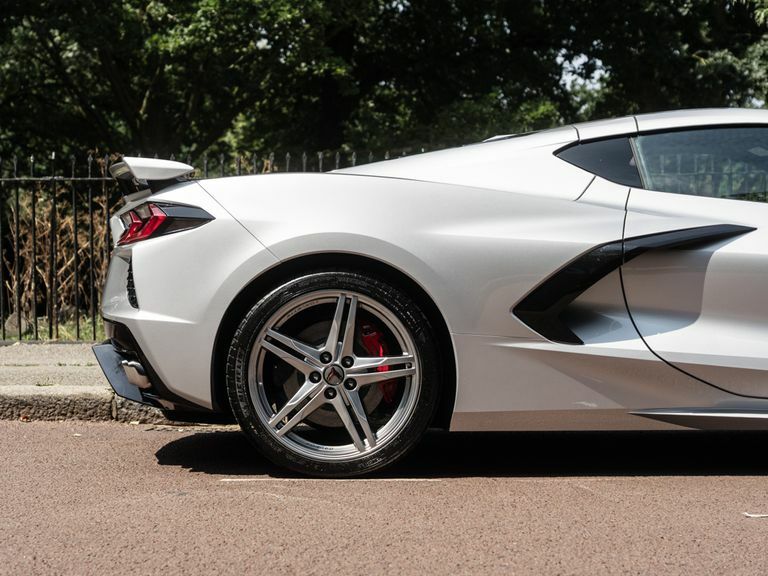 Chevrolet Corvette Stingray Coupe 3Lt Silver #5