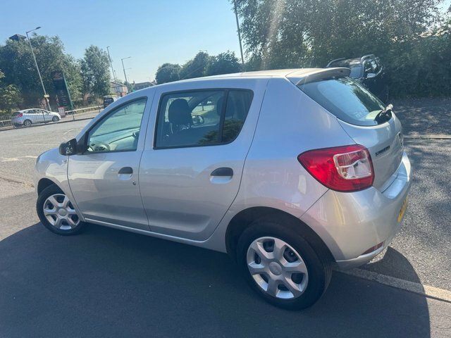 Dacia Sandero Ambiance Hatchback Silver #2