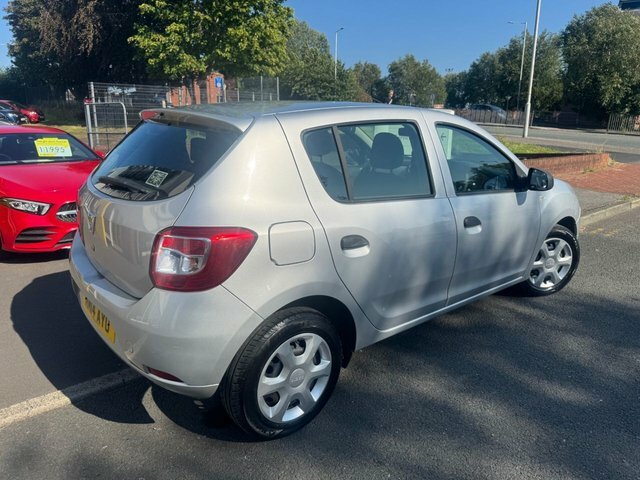 Dacia Sandero Ambiance Hatchback Silver #4
