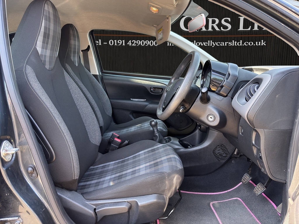 Peugeot 108 Peugeot 108 Allure Black #10
