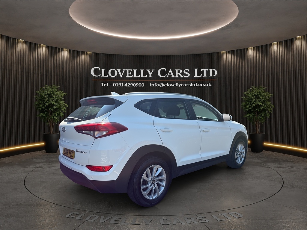 Hyundai Tucson Gdi Blue Drive Se Nav White #4