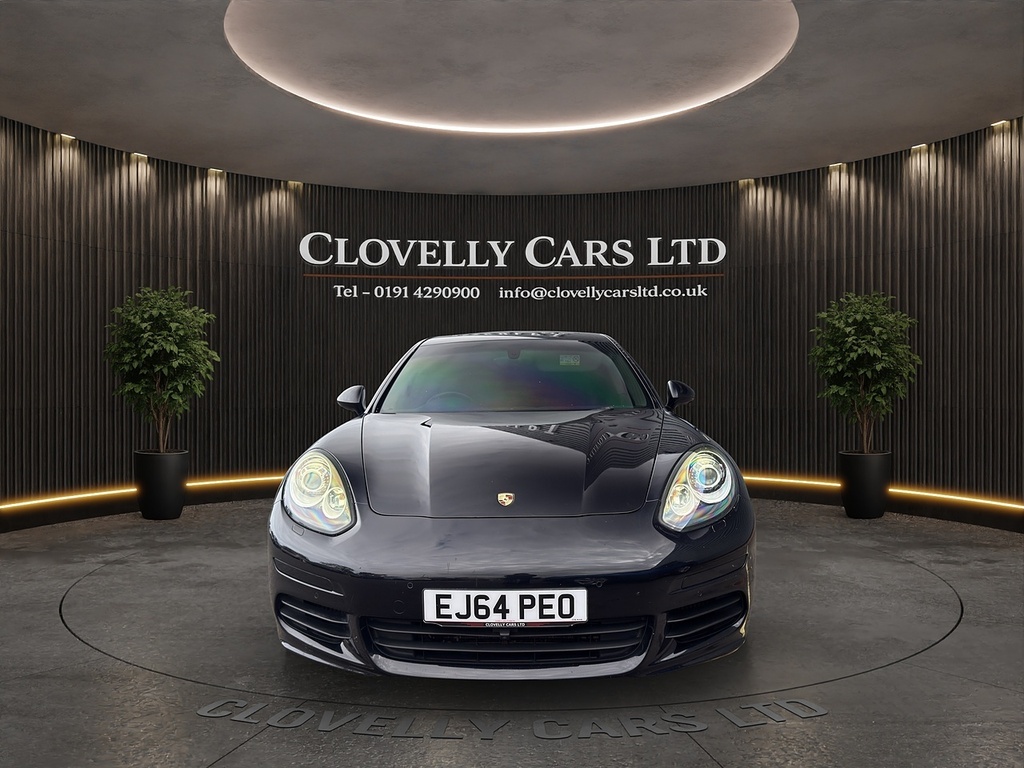 Porsche Panamera 3.0D V6 Hatchback Tiptronics Euro 5 S EJ64PEO Black #2