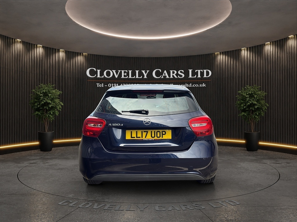Mercedes-Benz A Class A180d Se LL17UOP Blue #5