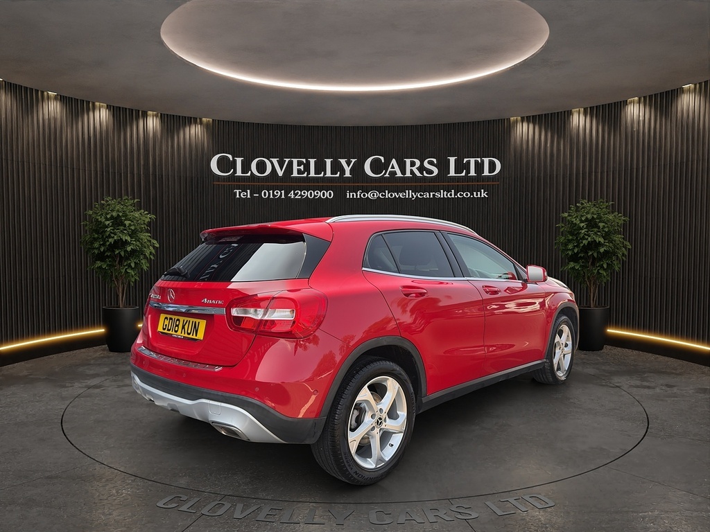 Mercedes-Benz GLA Class 2.1 Gla220d Sport Executive Suv 7G-dc GD18KUN Red #5
