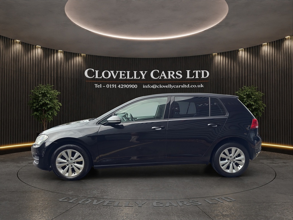 Volkswagen Golf Golf R Blue #5