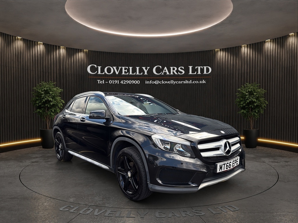 Mercedes-Benz GLA Class 1.6 Gla200 Amg Line Executive Suv 7G- Black