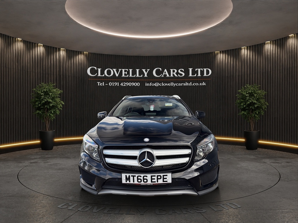 Mercedes-Benz GLA Class 1.6 Gla200 Amg Line Executive Suv 7G- Black #2