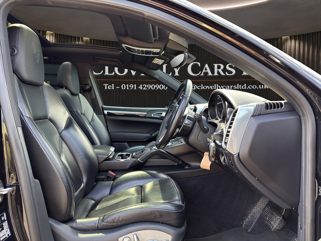 Porsche Cayenne 2016 3.0 D V6 Tiptronic S 262 Bhp Blue #12