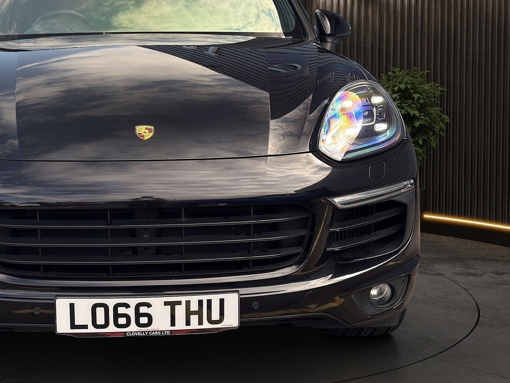 Porsche Cayenne 2016 3.0 D V6 Tiptronic S 262 Bhp Blue #21