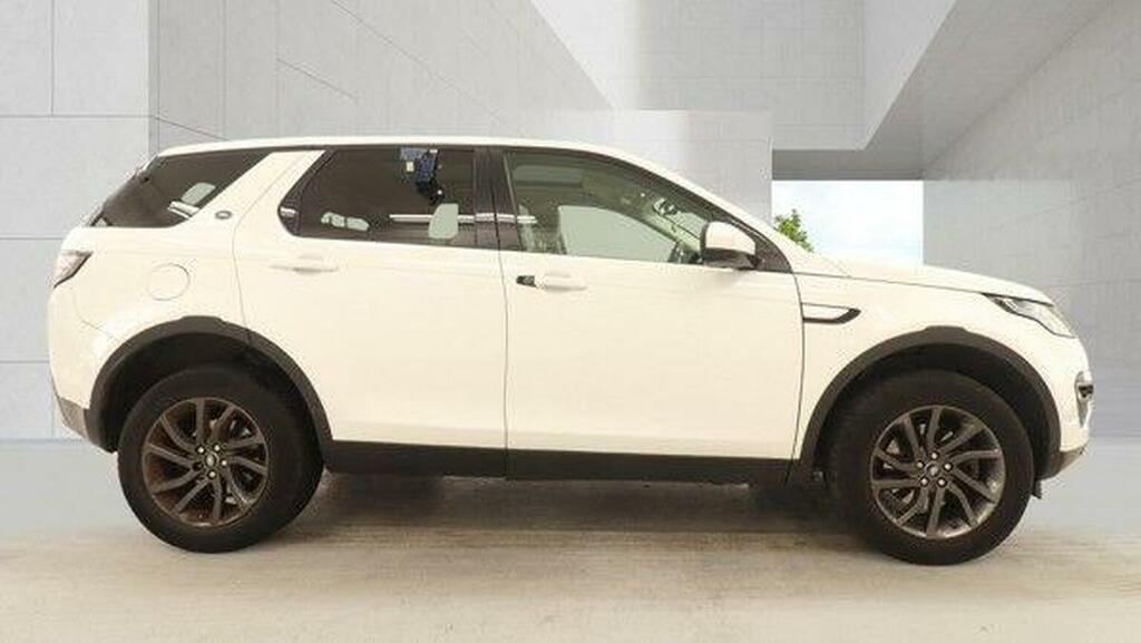 Land Rover Discovery Sport 2.0 Td4 Hse 4Wd Euro 6 Ss White #5