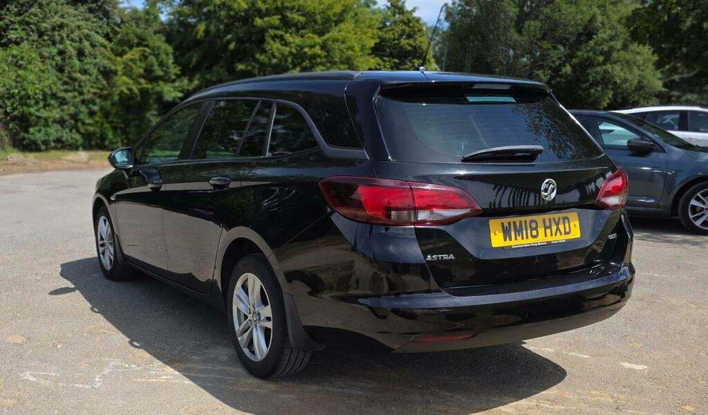 Vauxhall Astra 1.6 Cdti Ecoflex Design Sports Tourer Euro 6 Ss Black #5