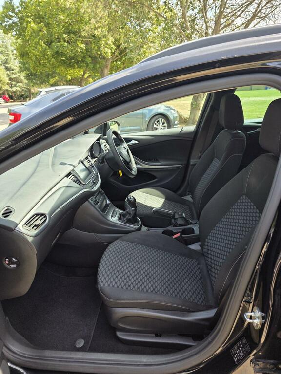 Vauxhall Astra 1.6 Cdti Blueinjection Design Sports Tourer Euro 6  #22