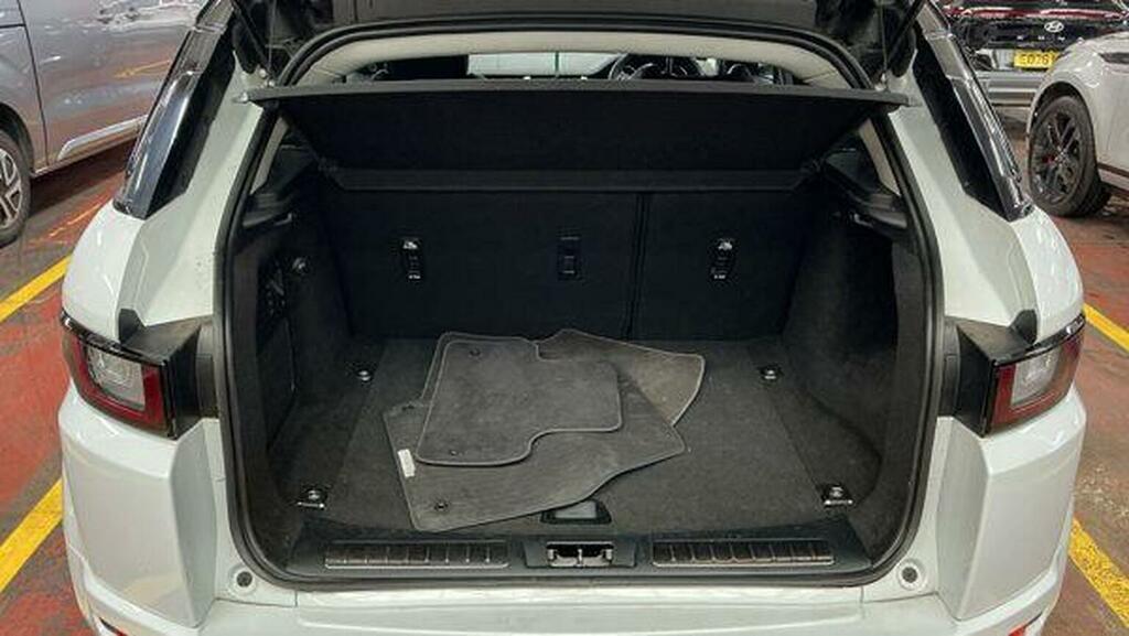 Land Rover Range Rover Evoque Estate Black #8