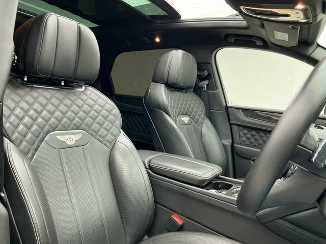 Bentley Bentayga 4.0 V8 Mulliner Driving Spec Grey #10