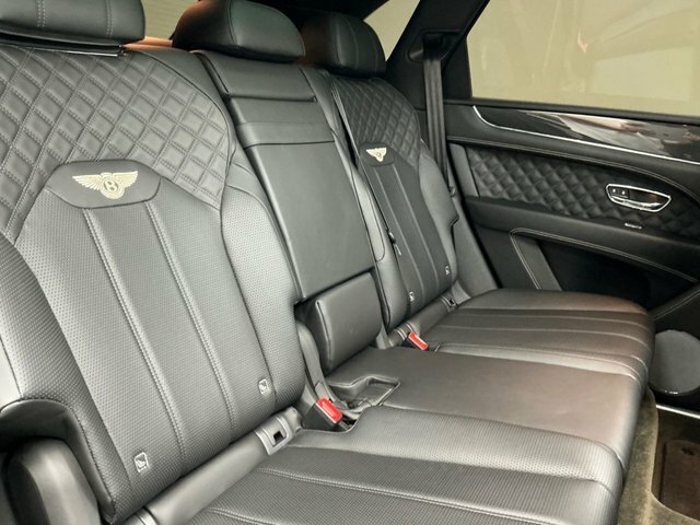 Bentley Bentayga 4.0 V8 Mulliner Driving Spec Grey #25