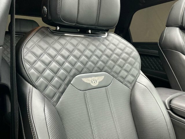Bentley Bentayga 4.0 V8 Mulliner Driving Spec Grey #11