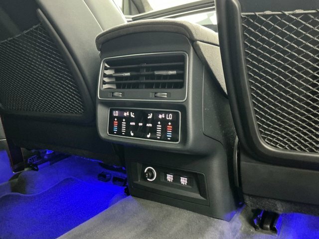 Audi RSQ8 Q8 4.0 Tfsi Black #25