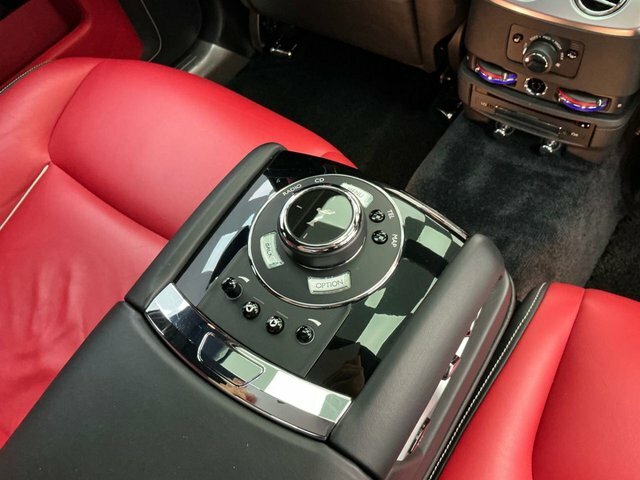 Rolls-Royce Ghost 6.6 V12 Black Badge Saloon Euro 6 Black #28