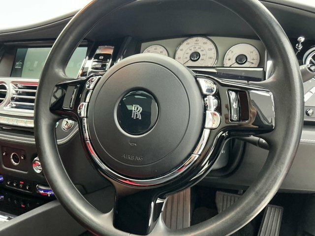 Rolls-Royce Ghost 6.6 V12 Black Badge Saloon Euro 6 Black #14