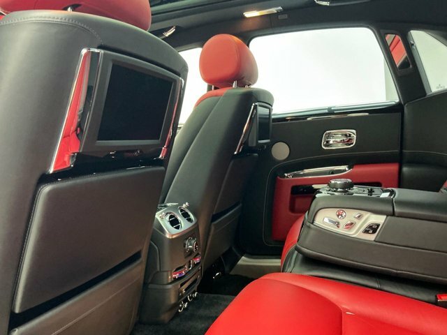 Rolls-Royce Ghost 6.6 V12 Black Badge Saloon Euro 6 Black #37