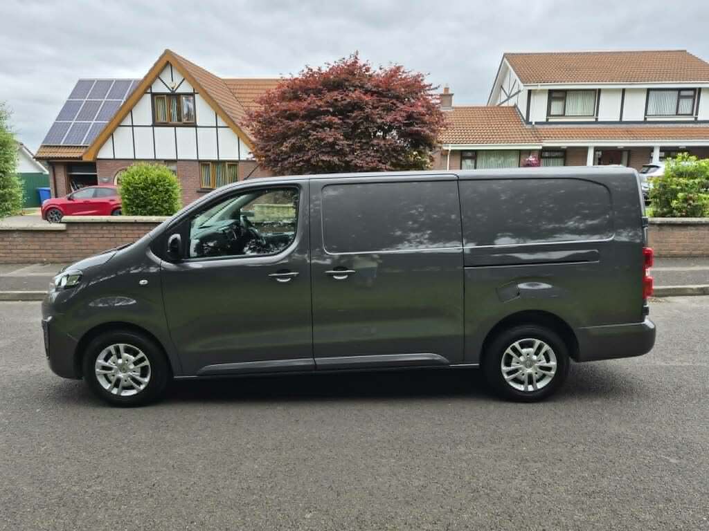 Vauxhall Vivaro F3100 2.0 Sportive Grey #2