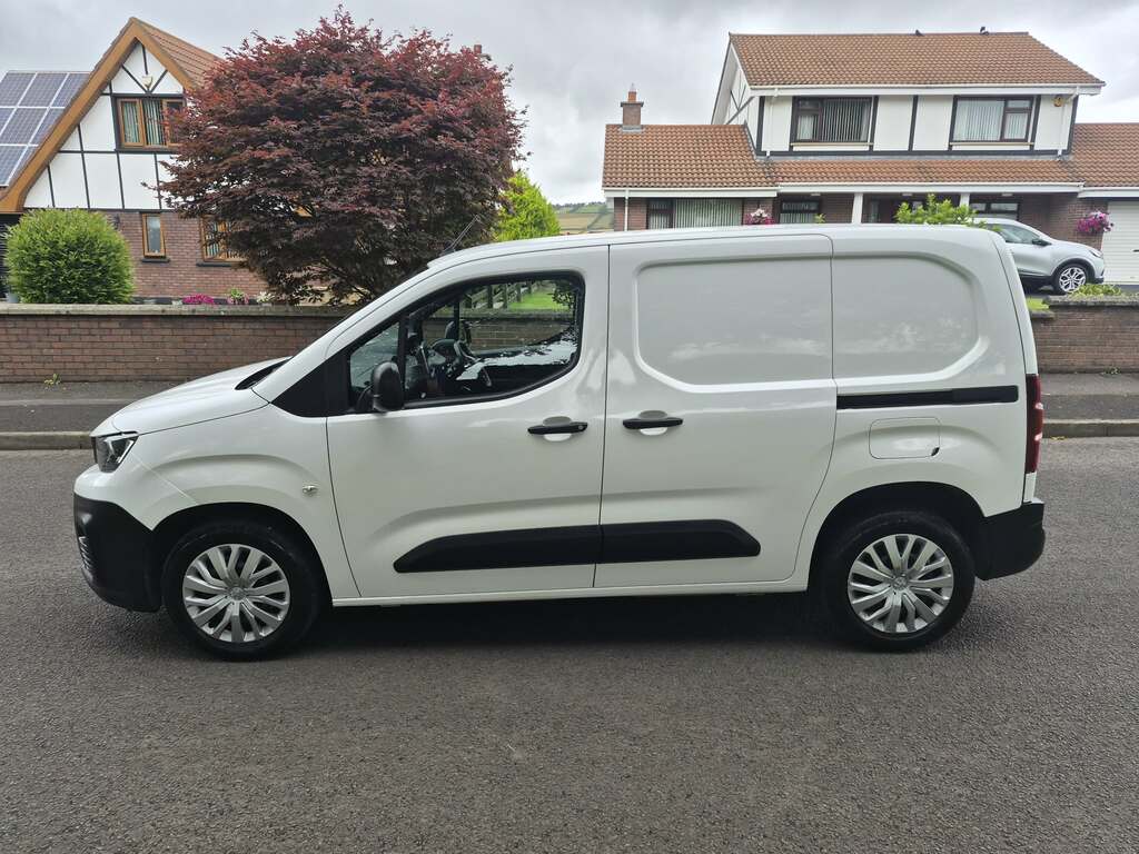 Peugeot Partner Professional 1.5 Hdi 100Bhp White #2