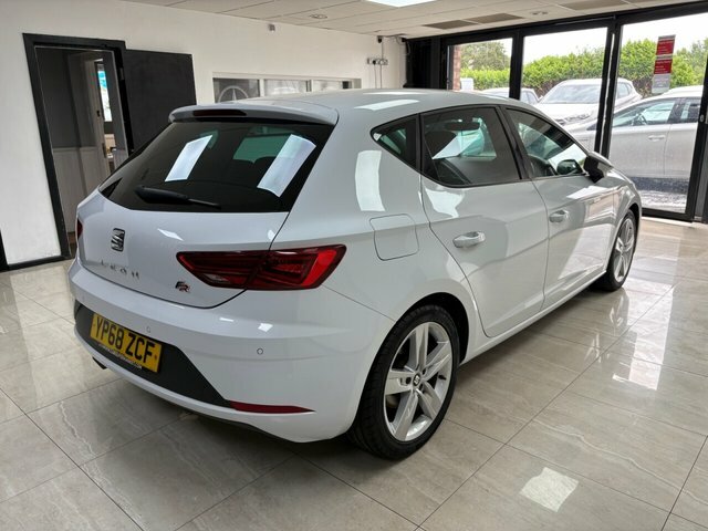 Seat Leon 2018 1.5 Tsi Evo Fr Hatchback Eu YP68ZCF White #3