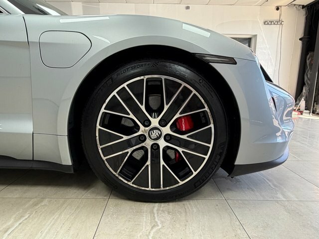 Porsche Taycan Performance Plus Grey #10