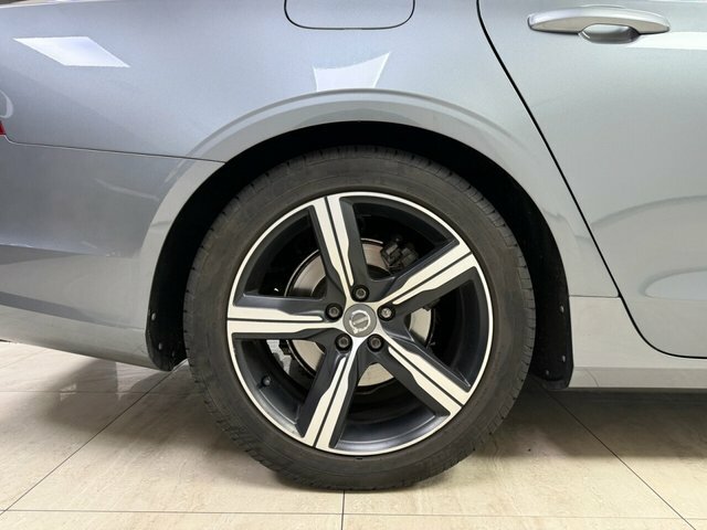 Volvo S90 D4 R-design Pro Silver #10