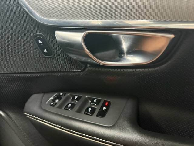 Volvo S90 D4 R-design Pro Silver #32