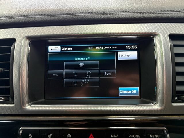 Jaguar XF D Premium Luxury Black #22