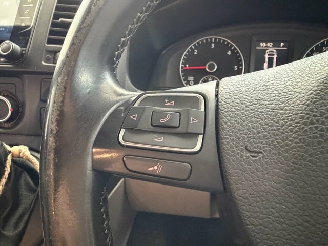 Volkswagen Transporter T28 Tdi Bluemotion Technology White #25