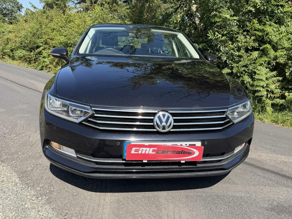 Volkswagen Passat Se Black #2