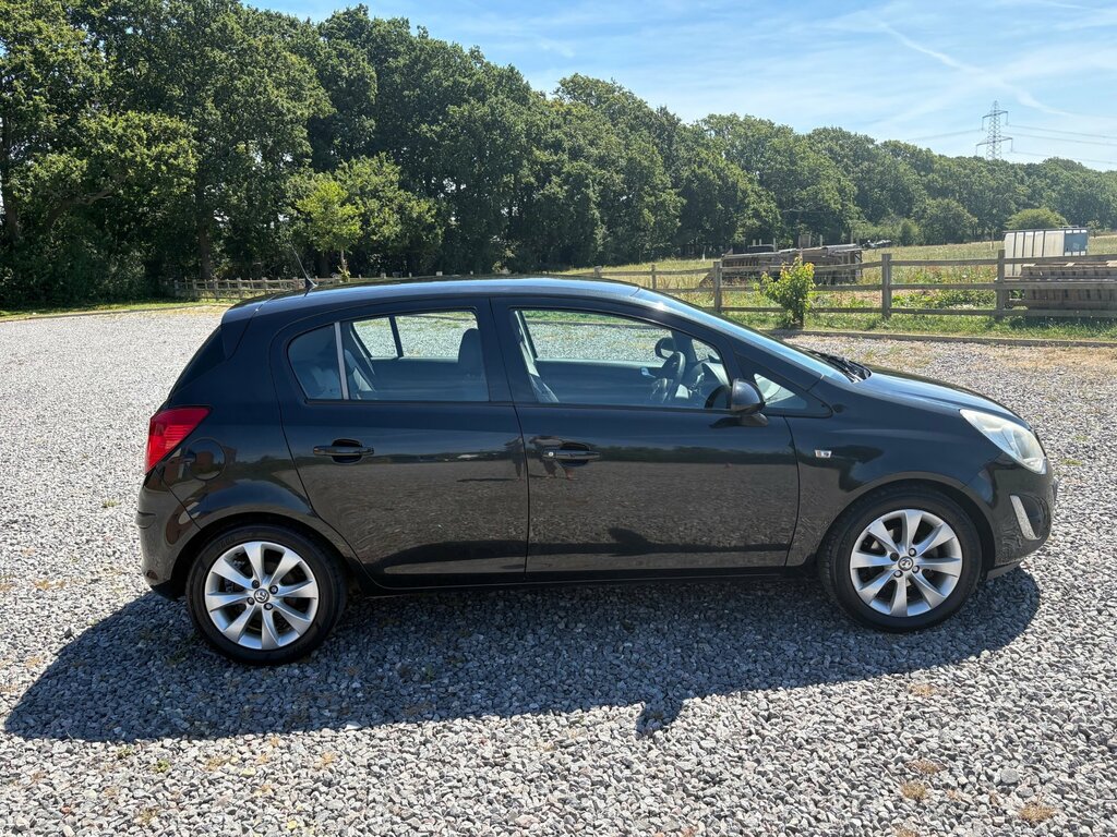 Vauxhall Corsa 1.2 16V Active Hatchback Euro 5 Black #5