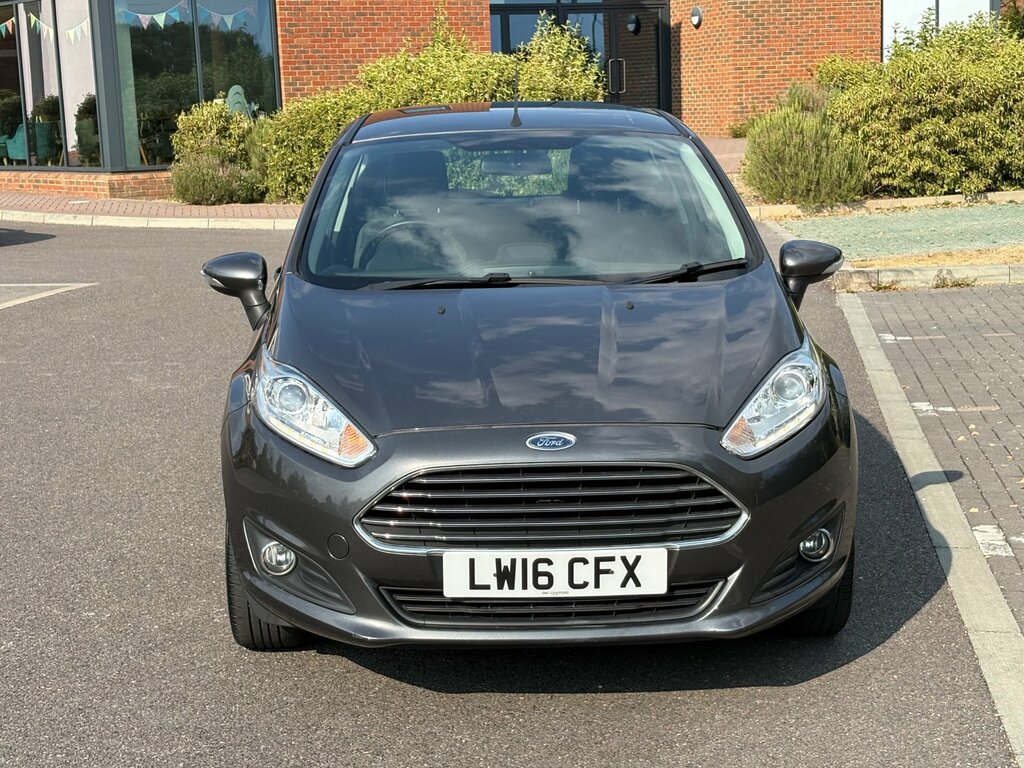 Ford Fiesta 1.25 Zetec Hatchback Euro 6 82 Grey #2