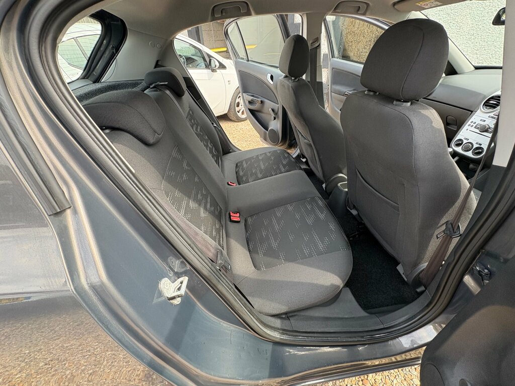 Vauxhall Corsa Excite 1.2 Ac White #10