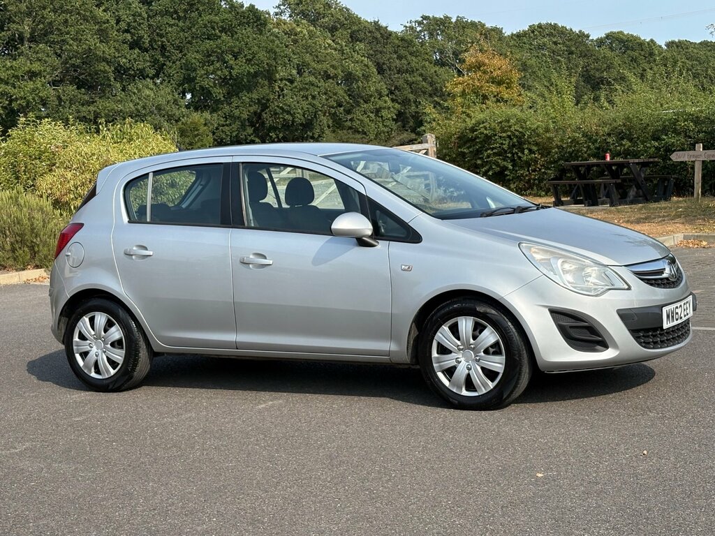 Vauxhall Corsa 1.2I Ecoflex 16V Exclusiv Hatchback Man Silver
