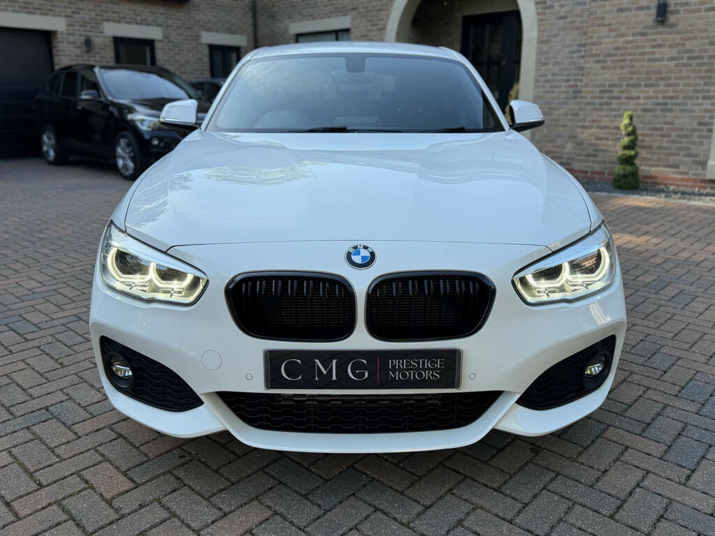 BMW 1 Series 1 Series Hatchback White #3