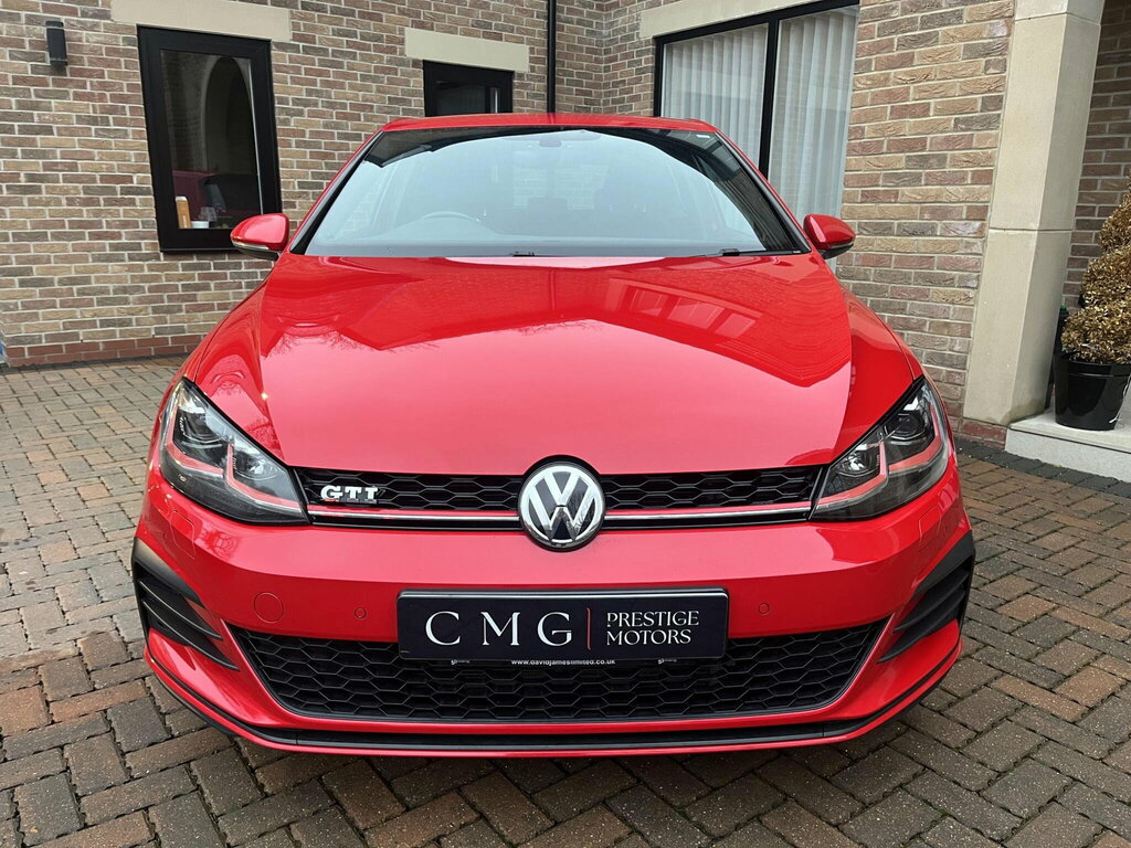 Volkswagen Golf 2.0 Tsi Gti Euro 6 Ss Red #2