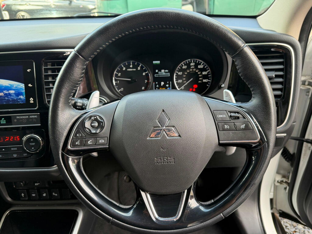 Mitsubishi Outlander 2.0 Juro Cvt Red #33