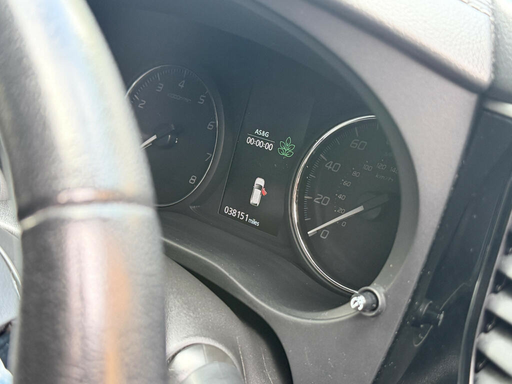 Mitsubishi Outlander 2.0 Juro Cvt Red #38