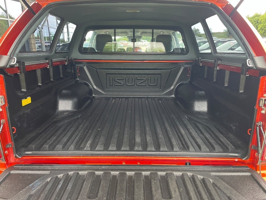 Isuzu D-Max V-cross Dcb Truck Of The Year 2024 Orange #8
