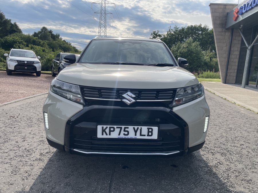 Suzuki Vitara 1.4 Boosterjet Mild Hybrid Ultra Brown #2