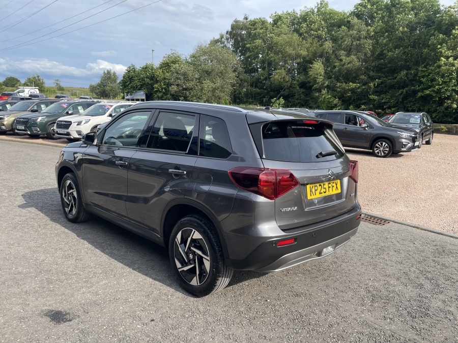 Suzuki Vitara 1.4 Boosterjet Mild Hybrid Ultra Grey #5